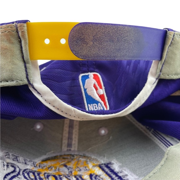 Los Angeles Lakers SnapBack 2013 Draft Cap Hat Flat-brimmed Logo Embroidered NBA - Picture 15 of 16